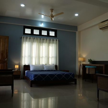 Joy'S Bnb Imphal Bagian luar foto
